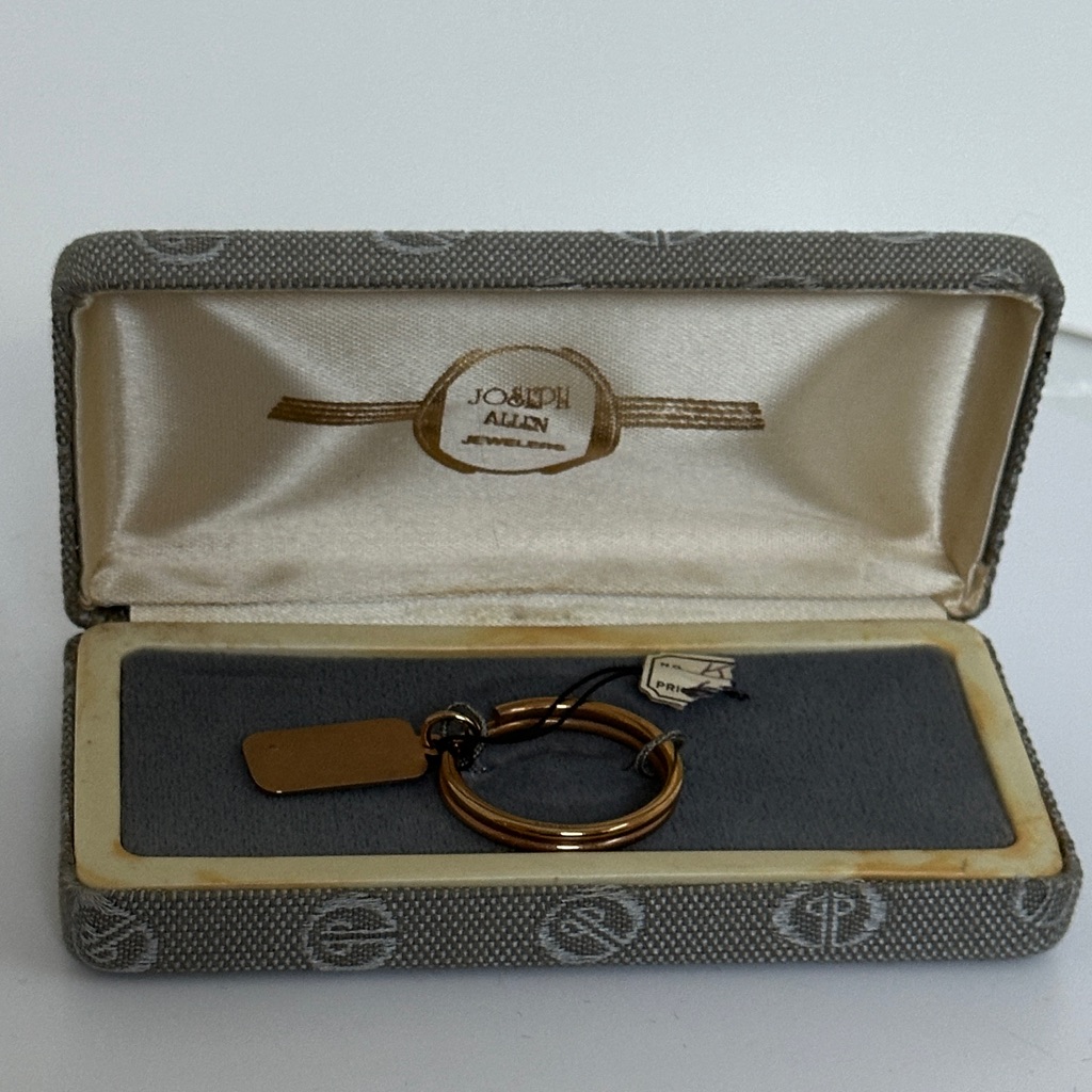 14k/20 Gold Real Diamond Joseph Allen Gold And Black Keychain Set